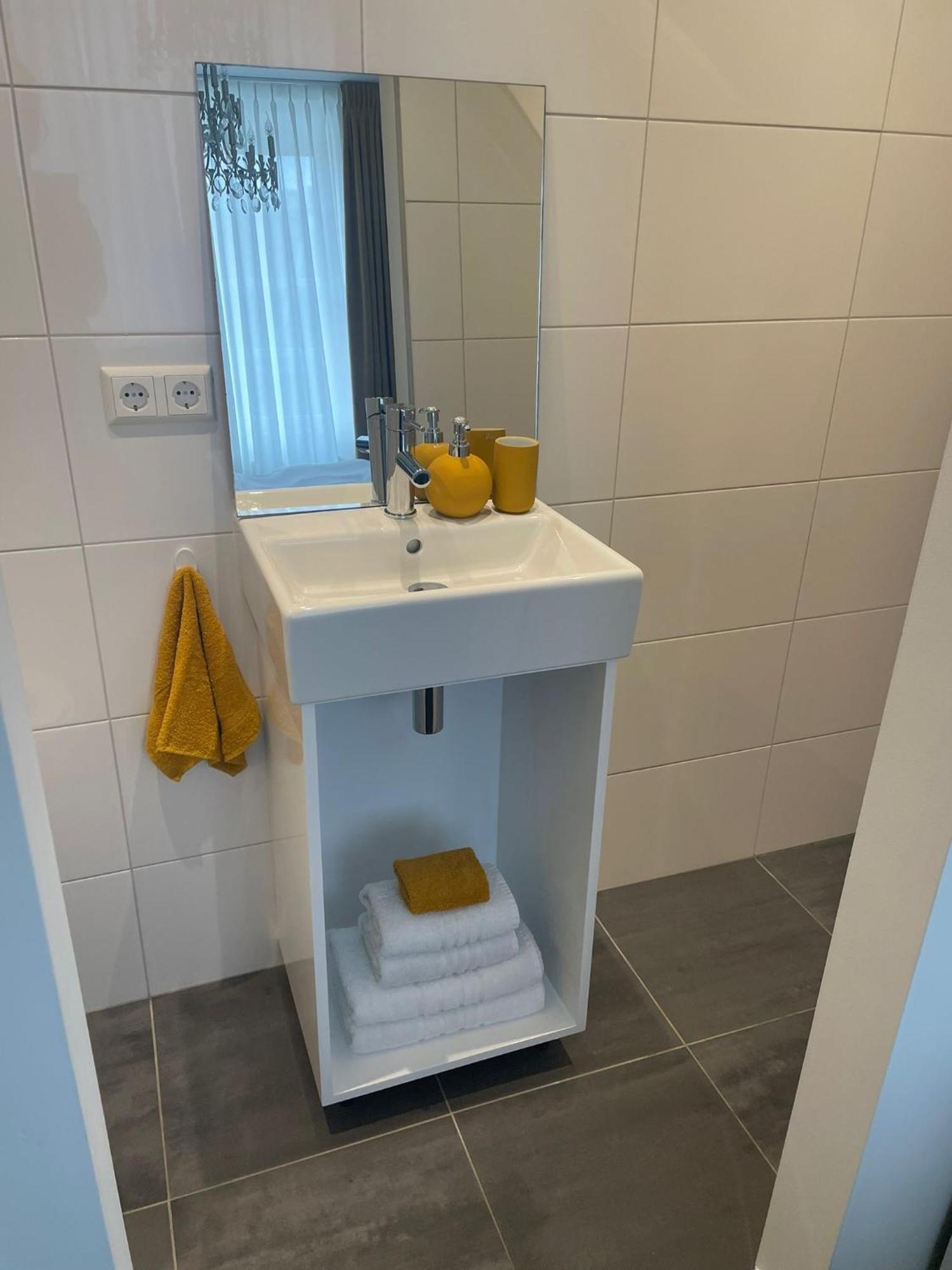 Pension Montmaertre Zierikzee Chambre photo